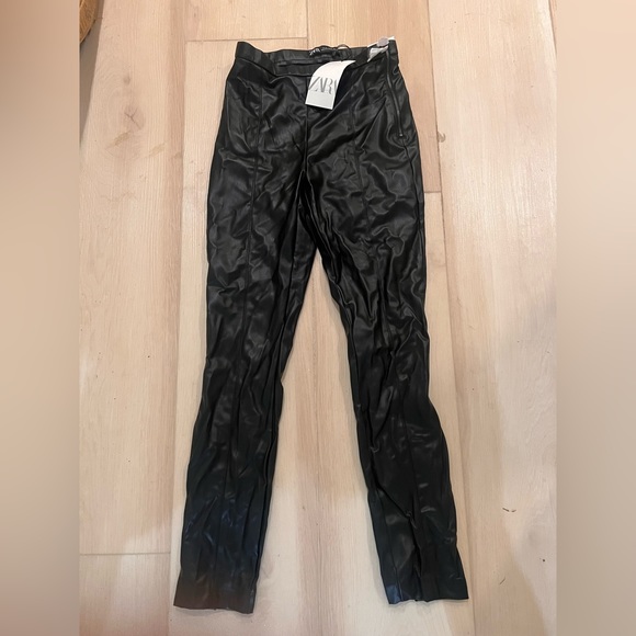 🎉Brand New With Tags🎉Zara High-Waisted Faux Leather Leggings - Picture 3 of 7